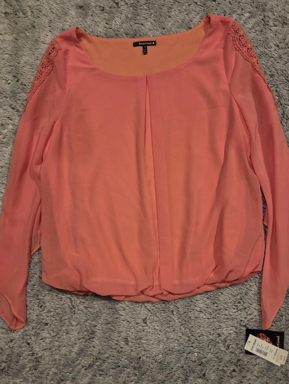 Heart Soul Coral Lace-Shoulder Peasant Blouse Medium